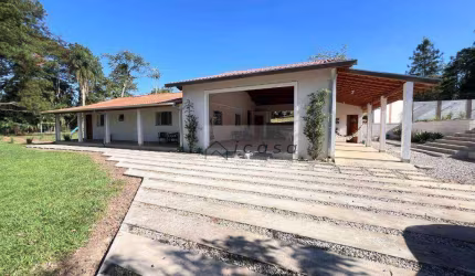 Chácara com 3 dormitórios à venda, 5030 m² por R$ 800.000,00 - Chácara Itamarati - Caçapava/SP