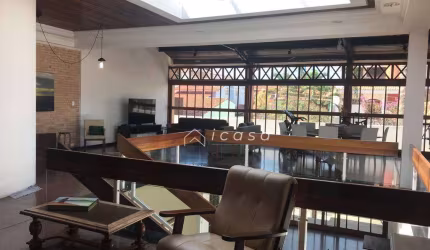 Sobrado com 4 dormitórios à venda, 580 m² por R$ 2.000.000,00 - Vila São João - Caçapava/SP