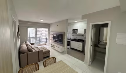 Apartamento a venda e locação por R$ 800.000,00 ou R$ 6.250,00 pacote em Alphaville, Barueri - SP