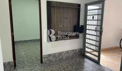 Casa com 2 quartos, Vila Aparecida, Taubaté - R$ 300 mil, Cod: 1352