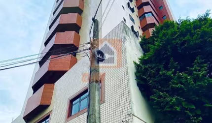 Apartamento à venda no Centro