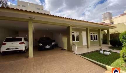 Casa à venda em Estrela
