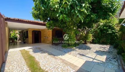 Casa à venda, 220 m² por R$ 799.000,00 - Vila União - Fortaleza/CE