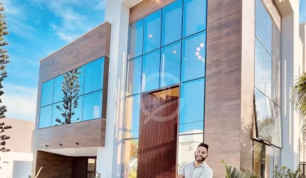 Oportunidade x Custo Benefício, 04 Suítes, 03 com closet e hidro + piscina, Condomínio Alphaville Fortaleza