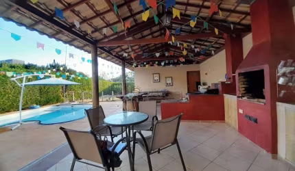 Casa com 3 dormitórios à venda por R$ 790.000,00 - Condomínio Morada do Lago - Jaboticatubas/MG