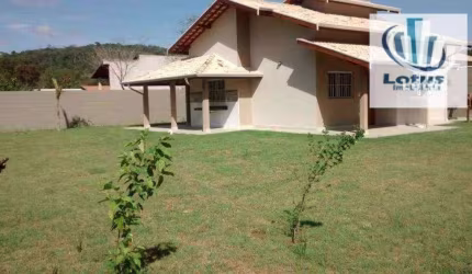 Chácara com 2 dormitórios à venda, 550 m² por R$ 550.000,00 - Floresta - Jaguariúna/SP
