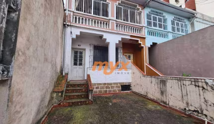 Casa com 2 dormitórios à venda, 110 m² por R$ 720.000,00 - Gonzaga - Santos/SP