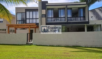 Sobrado com 4 Suítes à venda, 220 m² por R$ 2.400.000,00 - Massaguaçu - Caraguatatuba/SP