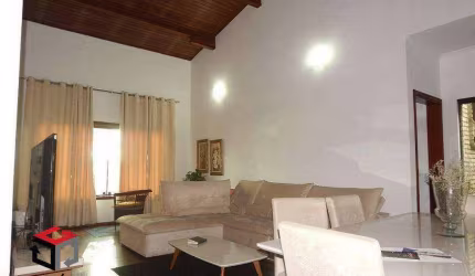 Sobrado de 482m² no Centro de SBC - SP