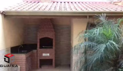 Sobrado 224 m² Localizado No Bairro Pires Santo André - SP