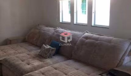 Sobrado com 148 m² em condomínio fechado no Bairro Campestre em Santo André