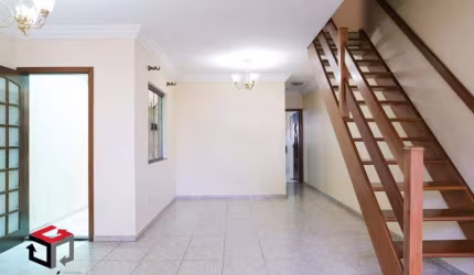 Sobrado à venda 3 quartos 3 suítes 4 vagas Bangu - Santo André - SP