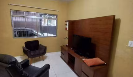 Casa para venda com 214 m² de construção no Taboão / Diadema - contendo 2 quartos sendo 1 suíte