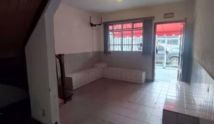 Sobrado para aluguel 2 quartos 1 vaga Assunção - Santo André - SP