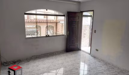 Sobrado à venda 3 quartos 1 suíte 4 vagas Jardim Santo André - Santo André - SP