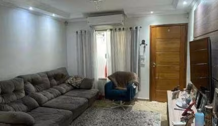 Sobrado à venda 3 quartos 1 suíte 2 vagas Alzira - Santo André - SP