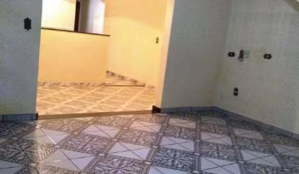 Sobrado à venda 4 quartos 1 suíte 4 vagas Guarani - Santo André - SP
