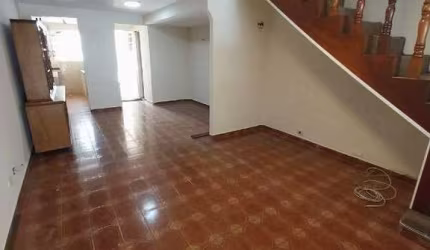 Sobrado para aluguel 2 quartos 1 vaga Camilópolis - Santo André - SP