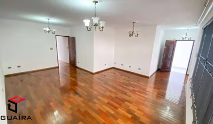 Casa para aluguel 3 quartos 2 suítes 3 vagas Campestre - Santo André - SP