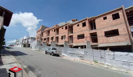 Sobrado à venda 3 suítes 6 vagas Camilópolis - Santo André - SP