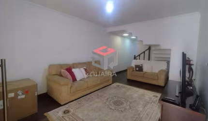 Sobrado com 190 m² localizado na Vila Alto de Santo André em Santo André.