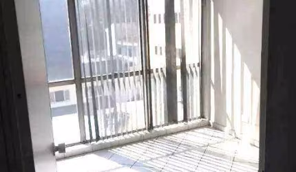 comercial ampla com banheiro, torre única com elevador e garagem no subsolo!