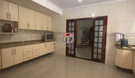 Sobrado com 256 m² Localizado No Bairro Nova Petrópolis São Bernardo do Campo - SP