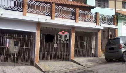Sobrado com 450m² localizado no bairro Assunção em São Bernardo do Campo/SP.