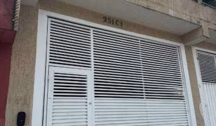 Sobrado à venda 3 quartos 1 suíte 3 vagas Bela Vista - Santo André - SP