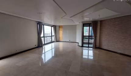 São Caetano do Sul - Santa Paula : Apartamento à venda com 3 suítes 3 Vgs 165M²