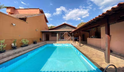 Casa com 4 dormitórios à venda, 480 m² por R$ 950.000 - São João Batista - Belo Horizonte/MG