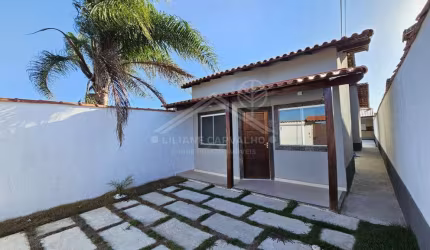 Casa para Venda em Maricá, Jardim Atlântico Leste (Itaipuaçu), 2 dormitórios, 1 suíte, 2 banheiros, 2 vagas
