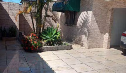 Casa à venda, 183 m² por R$ 670.000,00 - Jardim dos Ipês - Suzano/SP