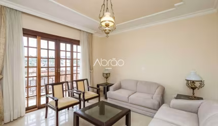 Sobrado em condomínio mobiliado com 4 quartos à venda no Mercês - 273 m² | Ref 378