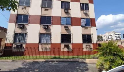 Apartamento com 2 dormitórios para alugar, 61 m² por R$ 1.600/mês - Praça das Mães.