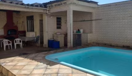 Casa à venda, 200 m² por R$ 850.000,00 - Vila Valqueire - Rio de Janeiro/RJ