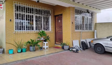 Casa com 3 dormitórios à venda, 104 m² por R$ 450.000,00 - Bento Ribeiro - Rio de Janeiro/RJ