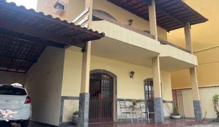 Casa com 3 dormitórios à venda, 245 m² por R$ 950.000,00 - Vila Valqueire - Rio de Janeiro/RJ