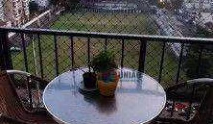 Ótimo apartamento com 2 dormitórios, sendo uma suíte, uma vaga,  excelente condomínio !