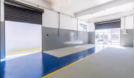 Barracão comercial com 150 m²/ Sistema Trifásico/ Escritório/5 Vagas/ Votorantim