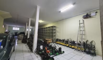 Salão comercial à venda no Jd. Simus/ 314 m²/ Edícula Independente/ Só 890 mil