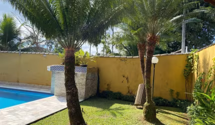 Casa Térrea para Venda em Bertioga, Boraceia, 5 dormitórios, 1 suíte, 3 banheiros, 8 vagas