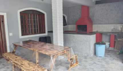 Casa para Venda em Itanhaém, Bopiranga, 4 dormitórios, 2 banheiros, 5 vagas