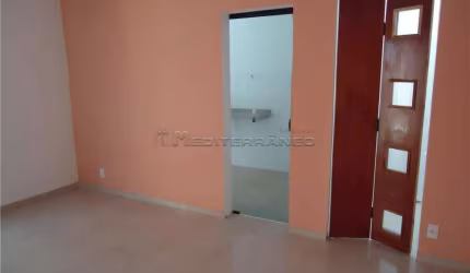 CASA COMERCIAL COM 3 SALAS E 1 RECEPÇÃO NO BAIRRO MEDEIROS EM JUNDIAÍ/SP