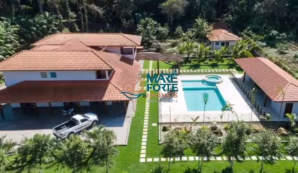 Casa maravilhosa com infraestrutura completa em Ubatuba SP