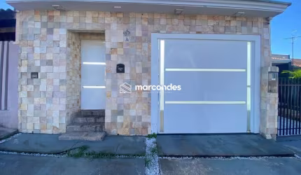 Casa com 2 quartos à venda na Rua Sovi, 95, Gralha Azul, Fazenda Rio Grande por R$ 310.000