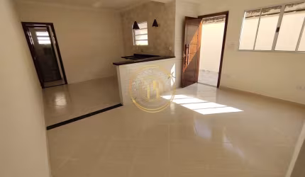 Casa com 2 dorms, Balneário Regina Maria, Mongaguá - R$ 349 mil, Cod: 2301
