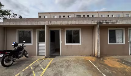 Casa em condomínio fechado com 1 quarto à venda na Vila São Geraldo, São José dos Campos  por R$ 156.000