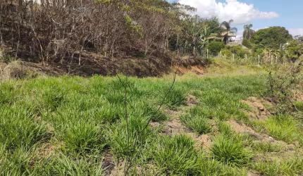 Chácara / sítio à venda no Marambaia, Caçapava  por R$ 245.000