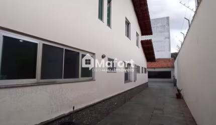 Casa espaçosa com 4 dormitórios à venda no Jardim Armênia, Mogi das Cruzes